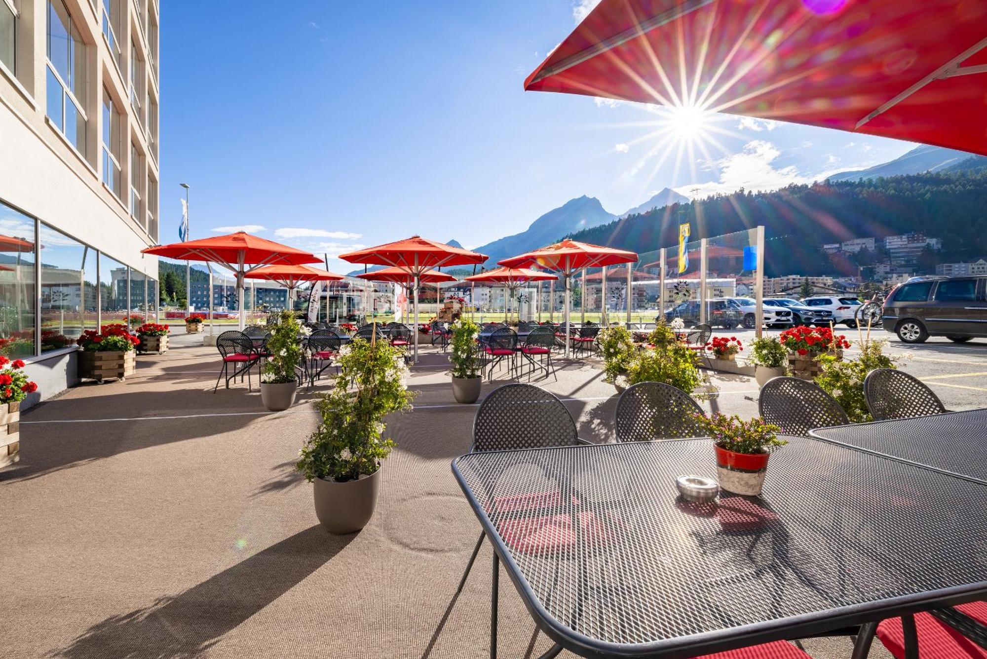Hotel Sonne St. Moritz 3* Superior Exterior photo